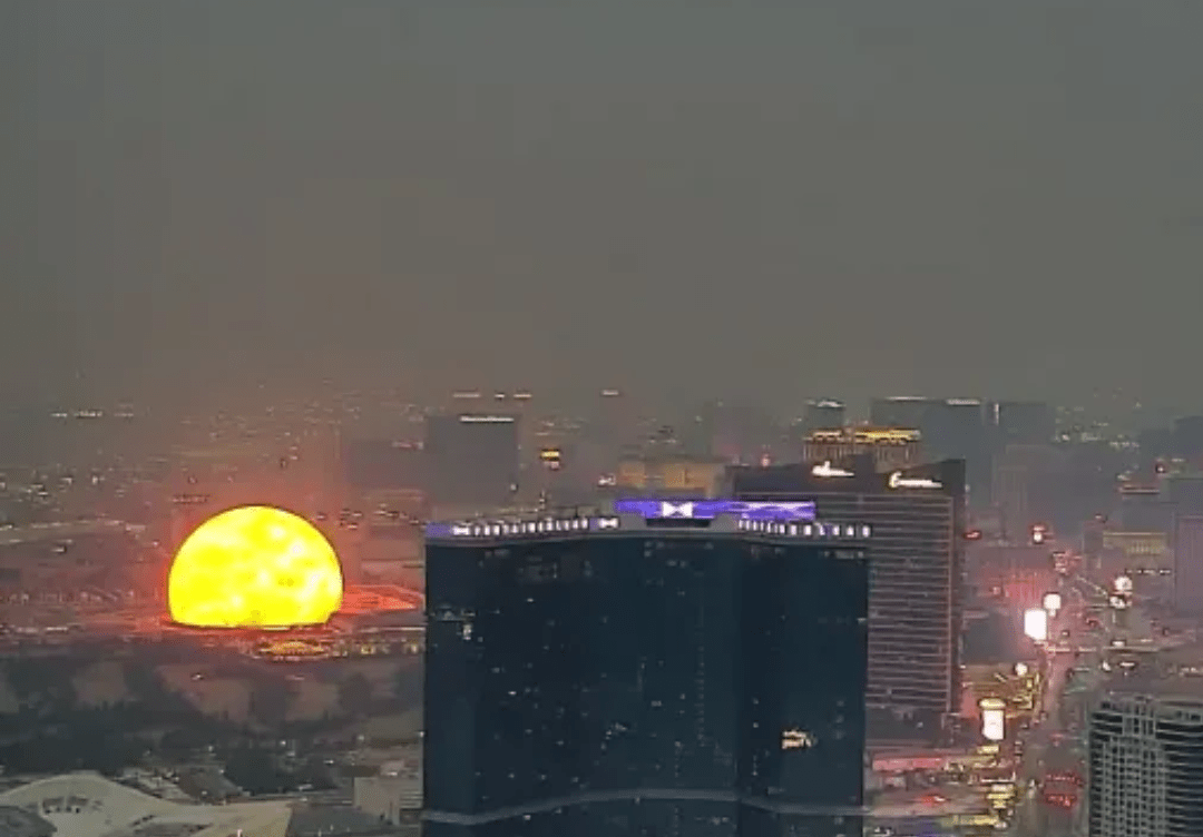 Smoky Skies Blanket Las Vegas as California Wildfires Intensify